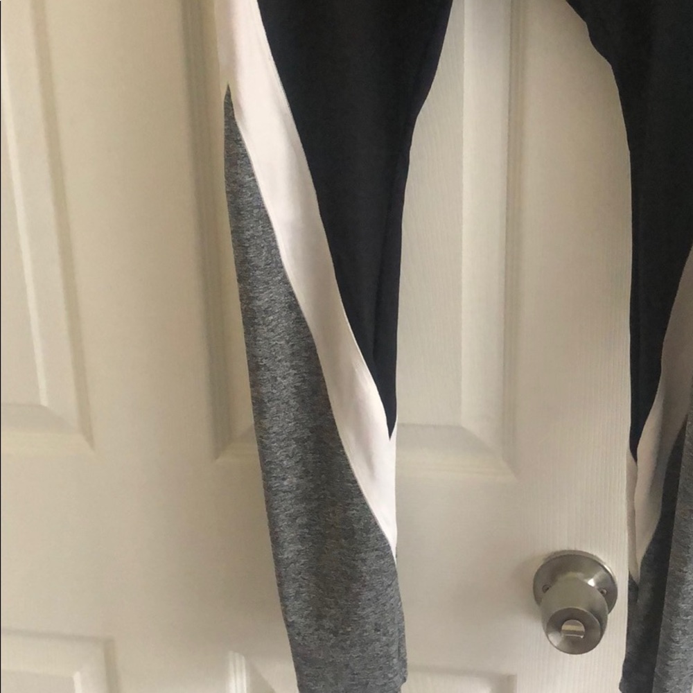 Leggings - Picture 2 of 3